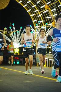 BIB: 00000, 42690, 40178, 0409
                            <button type="button" onclick="openModal(22813698)" class="btn btn-primary btn-sm float-right btn-popup" data-toggle="modal" data-target=".modal-high-quality">
                        <i class="fas fa-shopping-cart"></i> Add to Cart
                    </button>
                                            <button type="button" onclick="isThisMe(22813698, true)" class="btn btn-success btn-sm float-right btn-popup btn-isme hidden" data-toggle="tooltip" data-placement="bottom" title="นี่คือรูปของคุณใช่ไหม คลิกที่นี่เพื่อเอาเข้าอัลบั้ม">
                        <i class="fas fa-plus"></i> Add to album
                    </button>
                    <button type="button" onclick="isThisMe(22813698, false)" class="btn btn-warning btn-sm float-right btn-popup btn-isnotme hidden">
                        <i class="fas fa-ban"></i> Remove from album
                    </button>